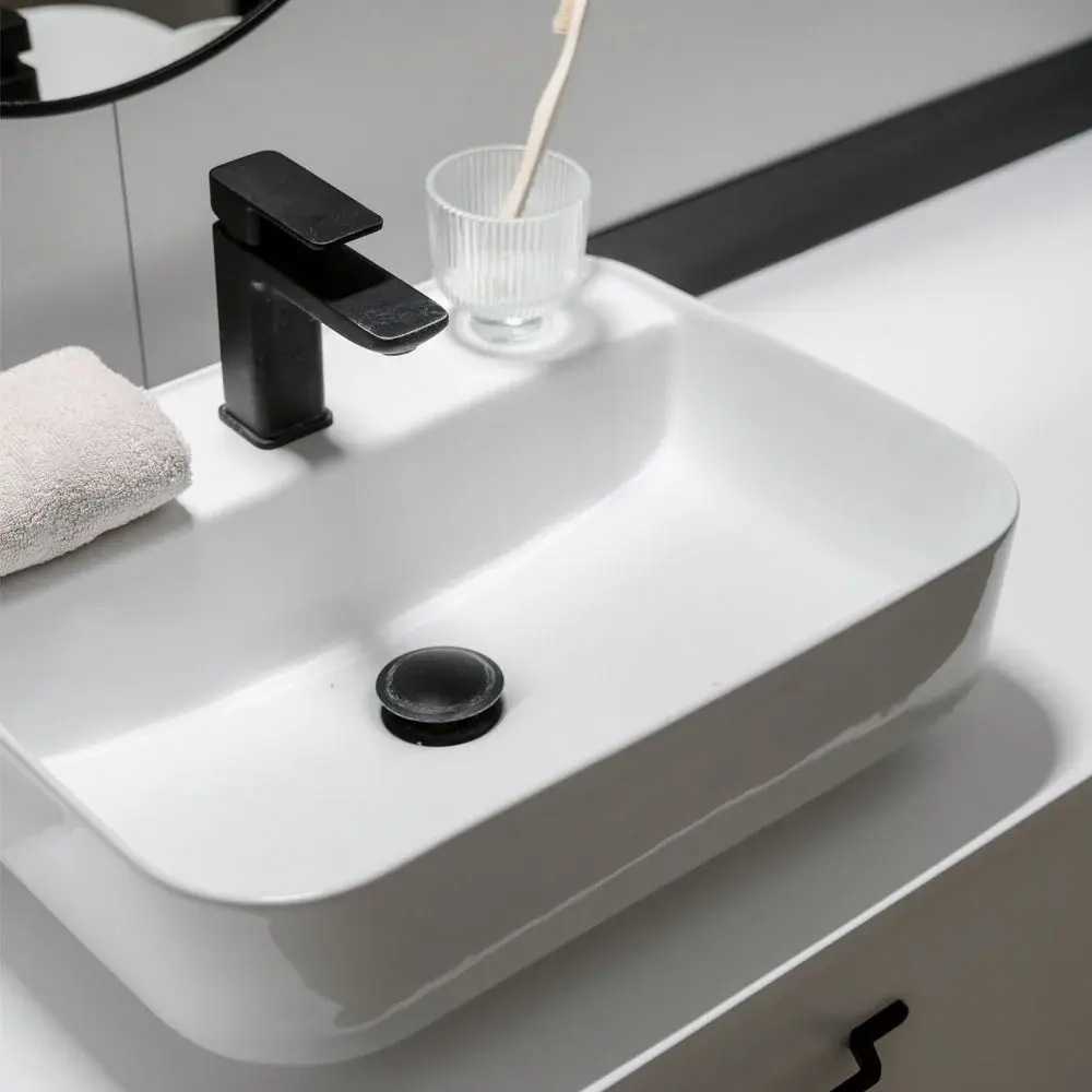 Vessel sink