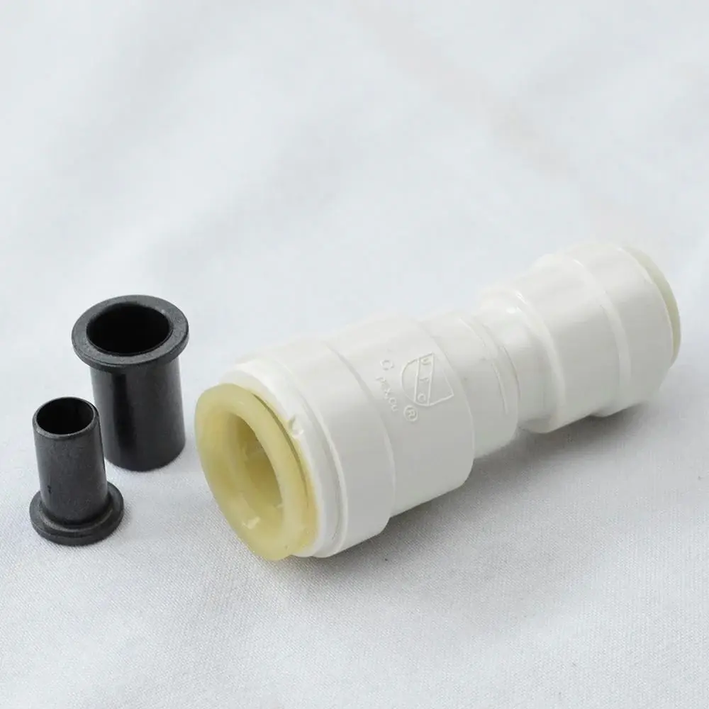 PEI203628 RWC John Guest Speedfit Reducing Coupler, 1" CTS Pipe Size x 3/4" CTS Pipe Size