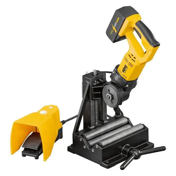 Rems Akku-Cento 22 V Pipe Cutter Basic (0"-4"), 845002