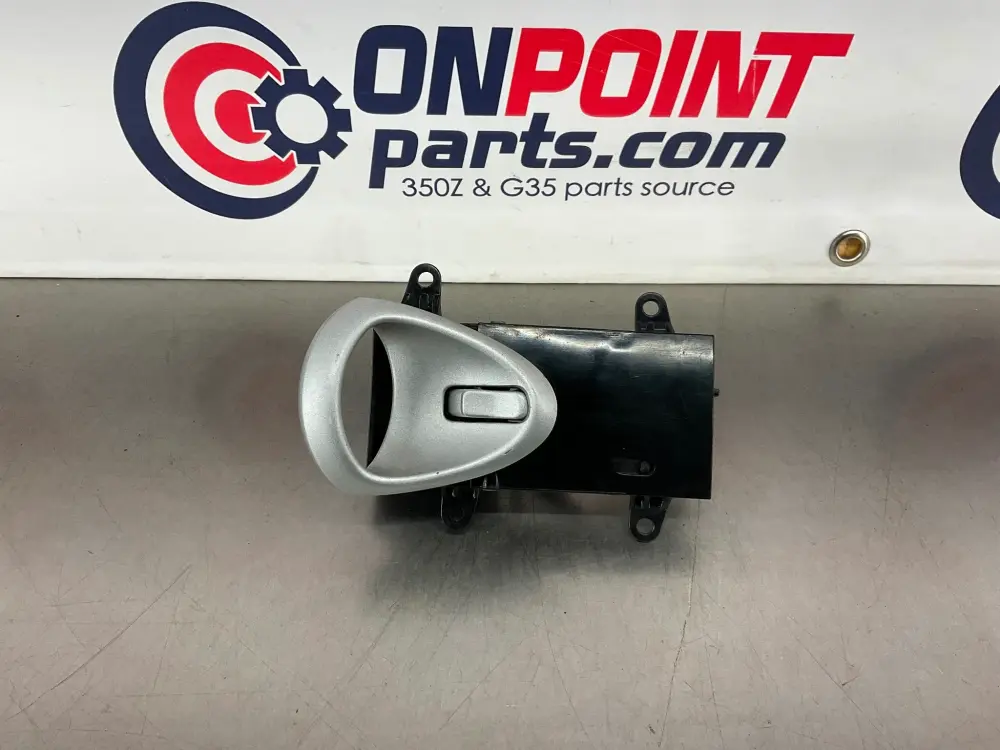 2004 Nissan 350Z Passenger Right Interior Door Handle OEM 22BC3DE