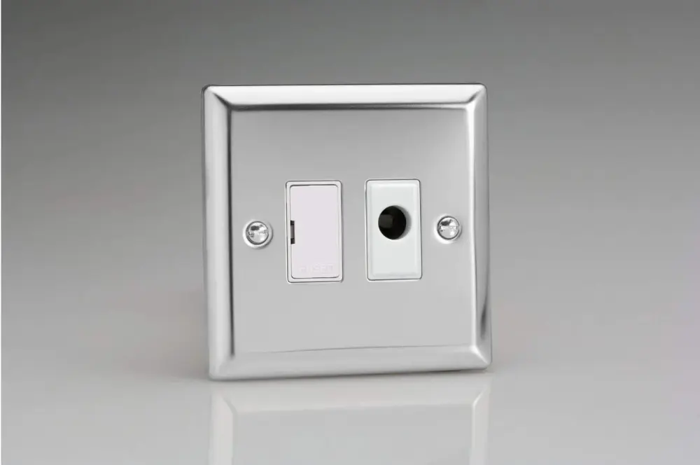 Varilight 13A Unswitched Fused Spur + Flex Outlet Mirror Shiny metal XC6UFOW
