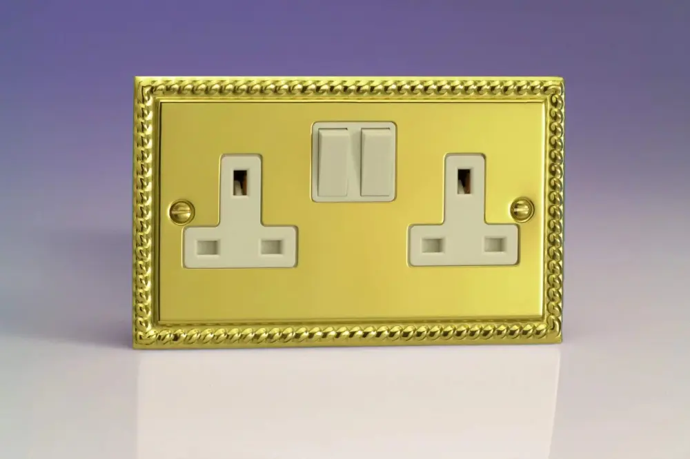 Varilight XG5W 13A Switched Socket Georgian Warm alloy White 2-Gang,95x155x31mm