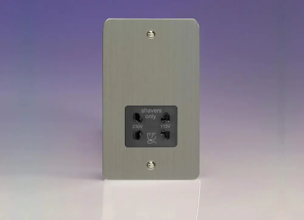 Varilight Dual Voltage Shaver Plug Socket 240V/115V 240V/115V Satin-brushed Steel XFSSSB