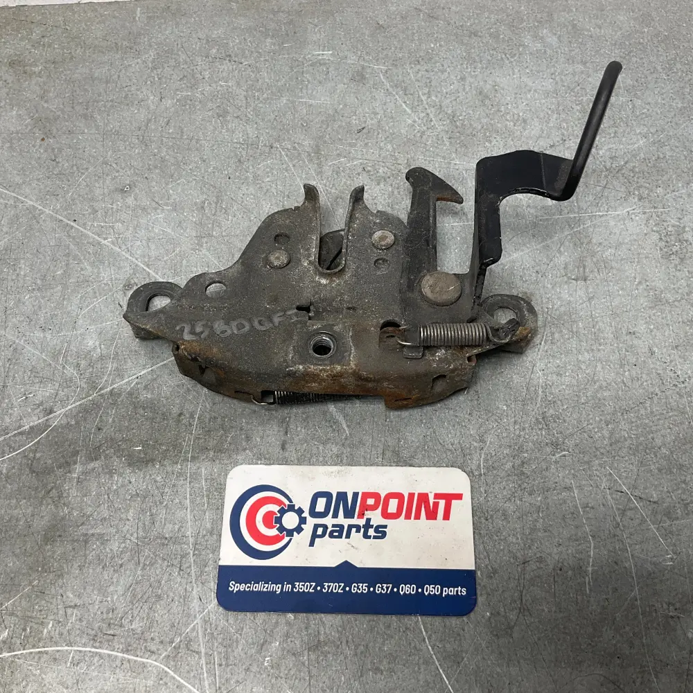 2004 Nissan Z33 350Z Hood Latch Oem 25Bdqfi