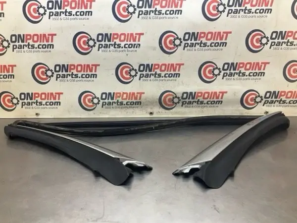 2005 Nissan Z33 350Z Versatile Exterior Pillar Trim Assembly Oem 14Bcrg2