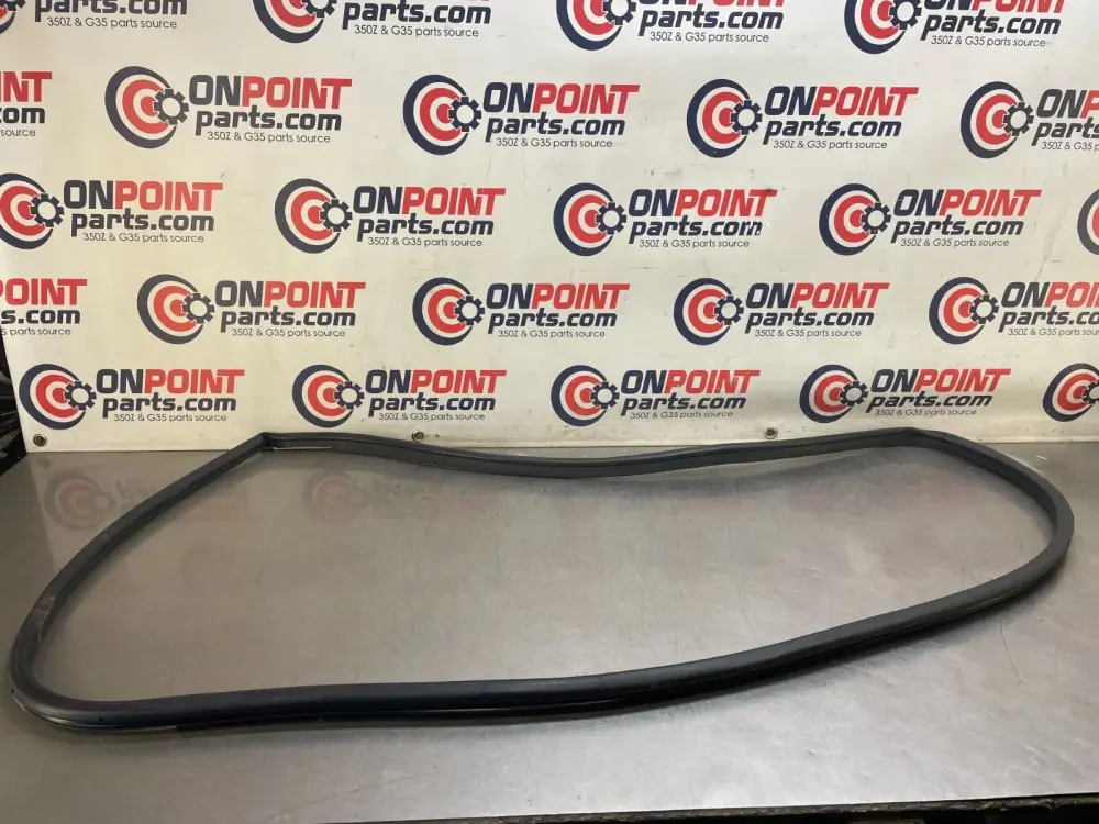 2009 Infiniti V36 G37 Passenger Right Front Door Jamb Weather Strip Seal 12BAWFE